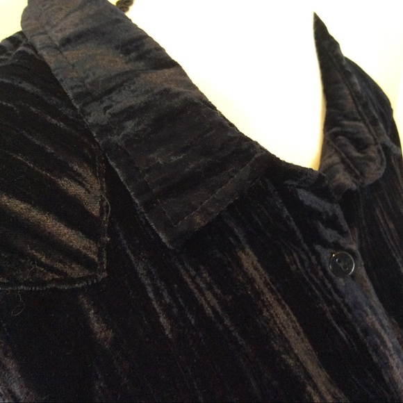 Reba Navy Crushed Velvet long Sleeved shirt Large - Picture 3 of 6